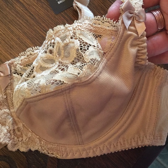 7710 Balcony Bra - Picture 2 of 4